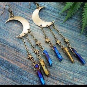 Wire wrapped crystal earrings.